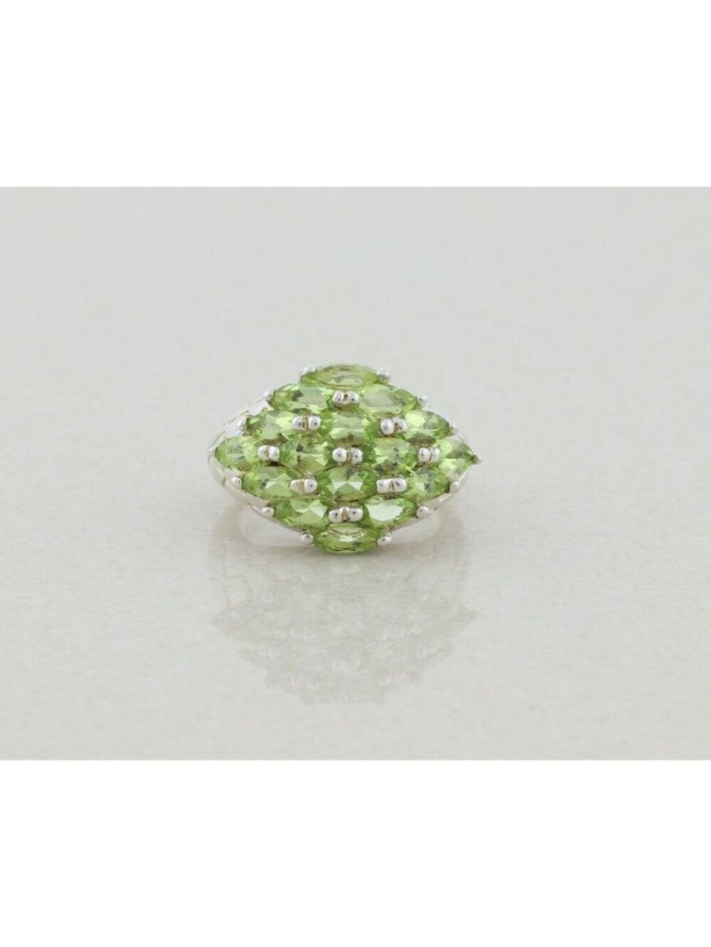 Sterling Silver Natural Peridot Ring Size 7 1/4